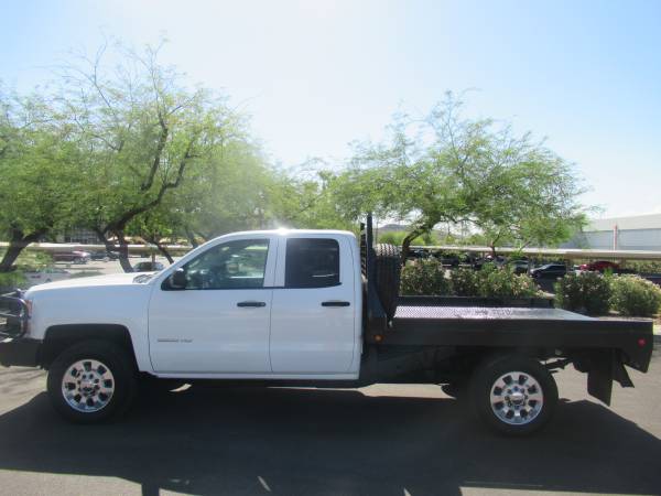 2015 Chevy 2500HD Double Cab Flat Bed 6.0L V8 4X4