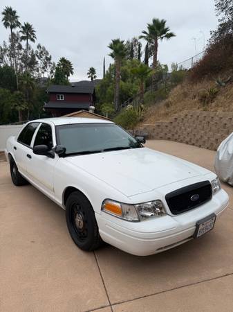 2009 Ford Crown Victoria CVPI for $0 Build Credit, Poor