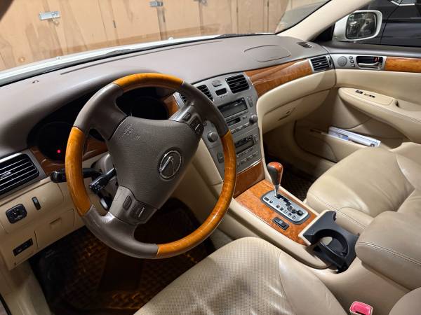 2004 Lexus ES330 - Well Maintained for $0 Build Credit,