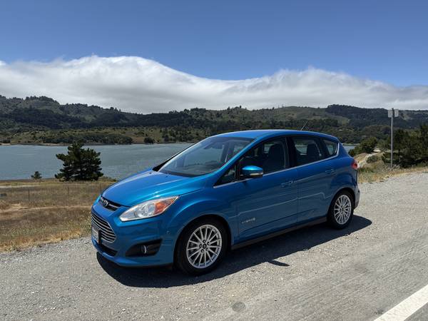 2013 Ford C-Max Hybrid SEL for $0 Build Credit, Poor
