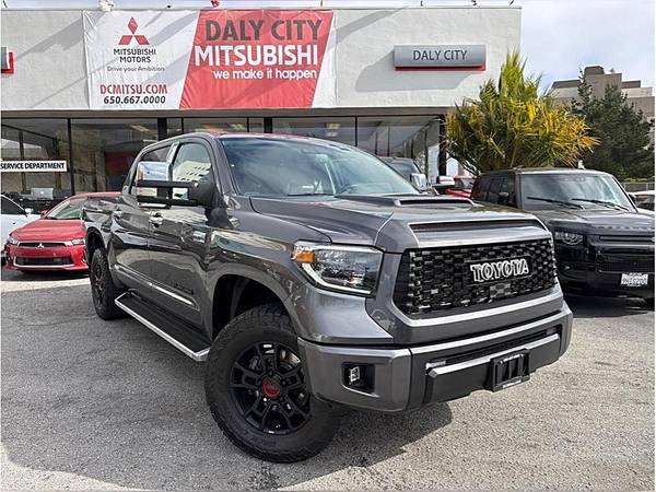 2020 Toyota Tundra CrewMax TRD Pro 4D 5.5 ft for