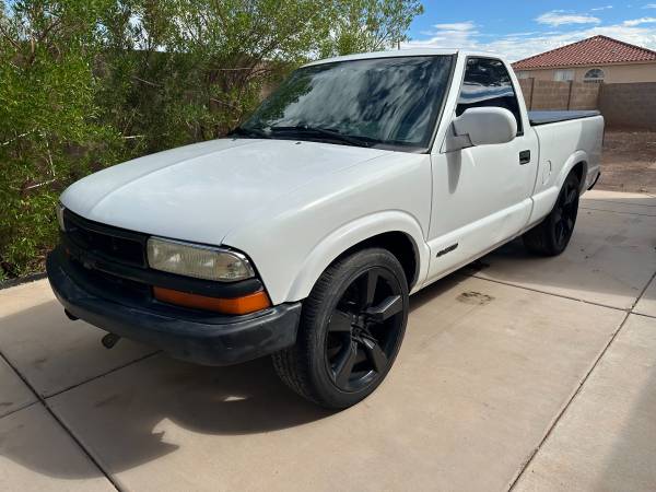 2000 Chevrolet S10 Trim for $0 Build Credit, Poor Credit,
