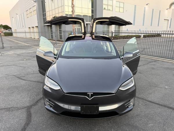 2017 Tesla Model X 100D One-Owner Clean Title Great Condition