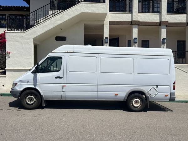 2005 Mercedes Sprinter T1N 5-Cylinder Turbo Diesel for $0 Build