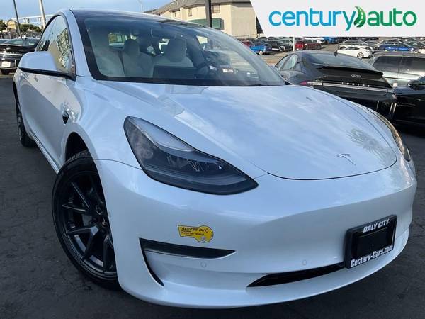 2022 Tesla Model 3 - SE HABLA ESPAÑOL - BAD