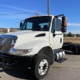 2018 INTL 4300 Low Profile 19.5 Air Ride Cummins Tow