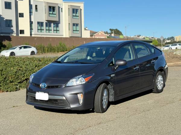 2014 Prius Plug-In Hybrid Advanced for $0 Build Credit, Poor