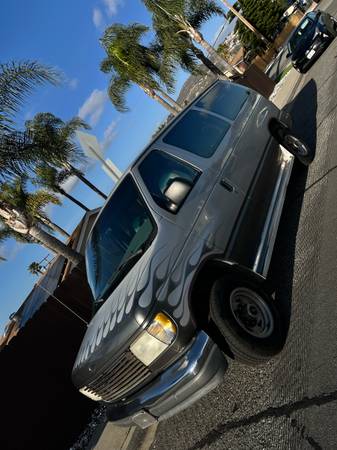 1992 Ford E-250 Van for $0 Build Credit, Poor Credit,