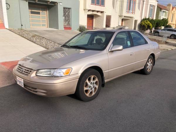 1999 Toyota Camry XLE 190K Miles for $0 Build Credit,