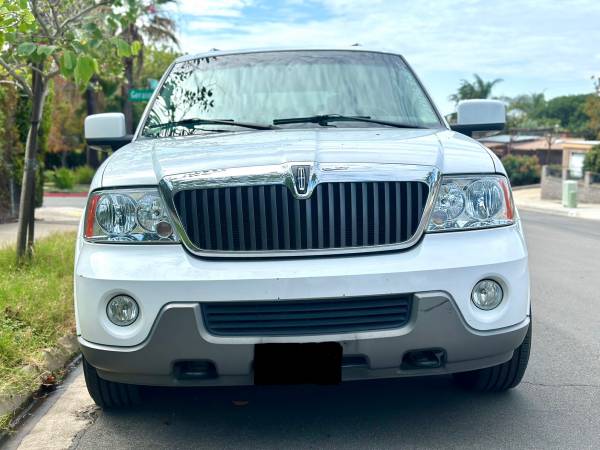 2003 Lincoln Navigator Luxury - Only 90K Miles for $0