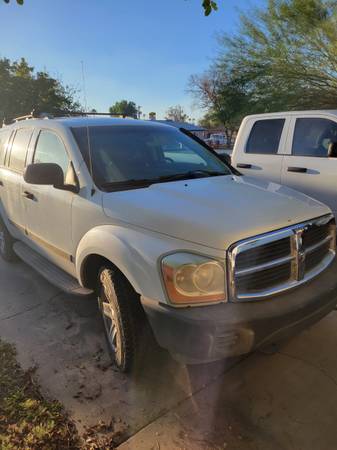 2006 Dodge Durango Trim Model for $0 Build Credit, Poor