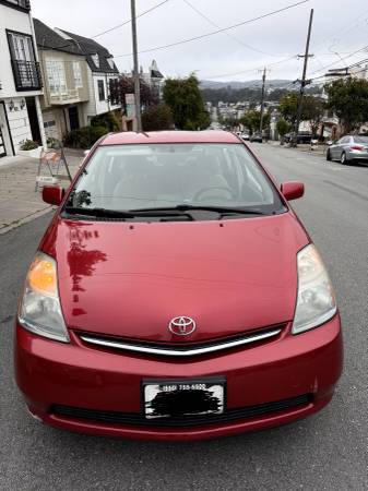 2007 Toyota Prius Hybrid Trim for $0 Build Credit, Poor