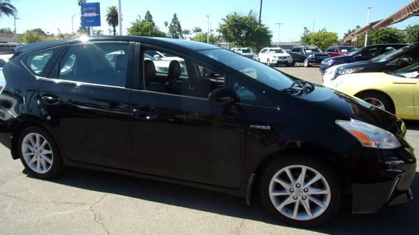 2012 Toyota Prius V Premium for $0 Build Credit, Poor