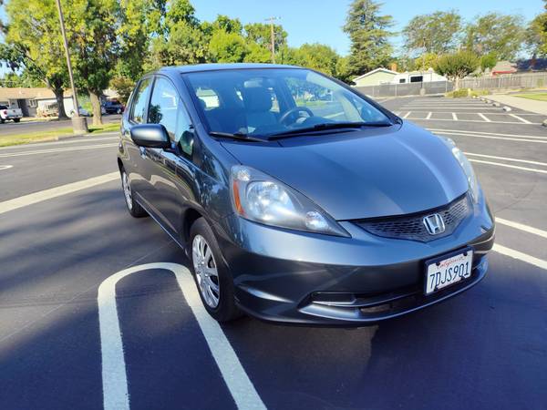 2013 Honda Fit Trim - 47K Miles - CLEAN Title