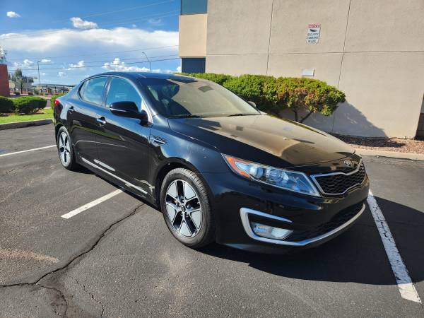 2013 Kia Optima Hybrid EX for $0 Build Credit, Poor