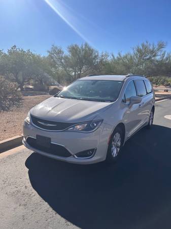 2017 Chrysler Pacifica - Mechanic's Special - Clean Title for