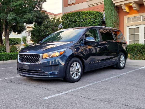2017 Kia Sedona LX for $0 Build Credit, Poor Credit,