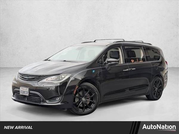 2018 Chrysler Pacifica Hybrid Limited for $0 Build Credit, Poor