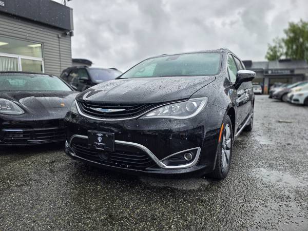 2018 Chrysler Pacifica Limited Hybrid for $0 Build Credit, Poor