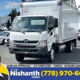 2018 Hino 195 DRY BOX 18' + Roll Up Side