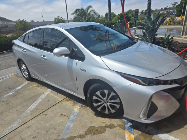 2020 Toyota Prius Prime XLE for $0 Build Credit, Poor