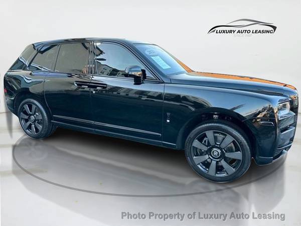 2021 Rolls-Royce Cullinan Black Trim for $0 Build Credit, Poor