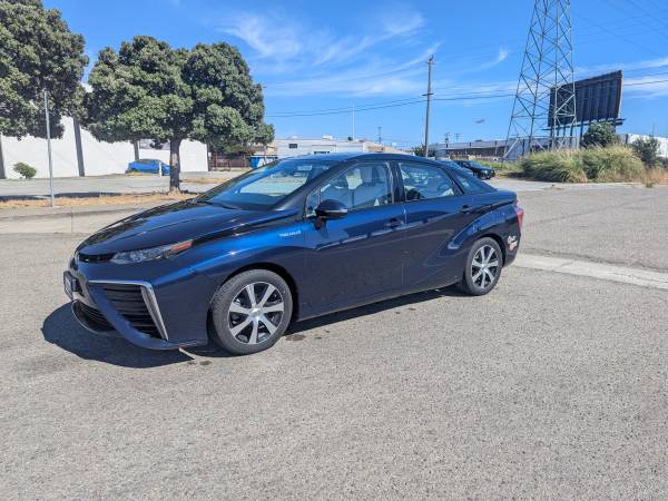 2021 Toyota Mirai Limited OBO for $0 Build Credit, Poor