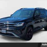 2022 Volkswagen Atlas SE w/Technology AWD for $0 Build Credit,