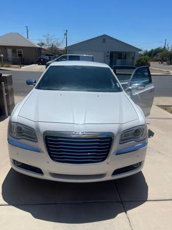 2023 Chrysler 300C for Sale for $0 Build Credit, Poor