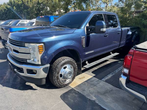 2023 Ford F-350 Super Duty Lariat for $0 Build Credit,