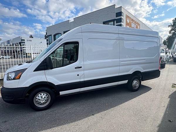 2023 Ford Transit T-250 148" EL Hi RF AWD for
