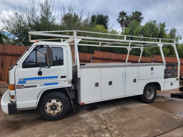 2023 GMC/ISUZU Diesel Cab Over Utility for $0 Build Credit,