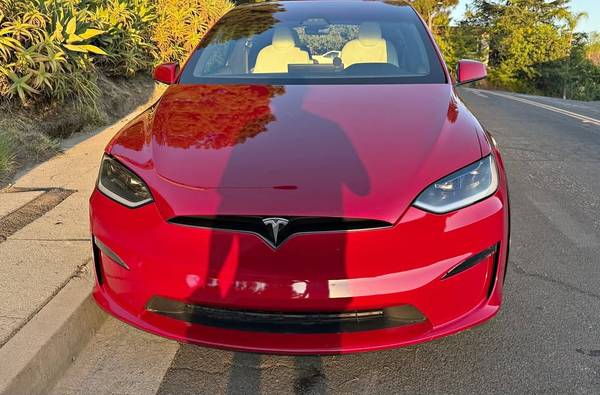 2023 Tesla Model X - HW 4.0 FSD, Ultra Red,
