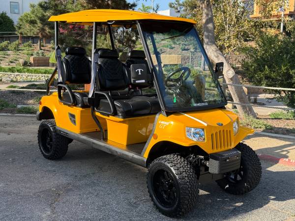 2023 Tomberlin Lifted GT Golf Cart - Lithium Battery for