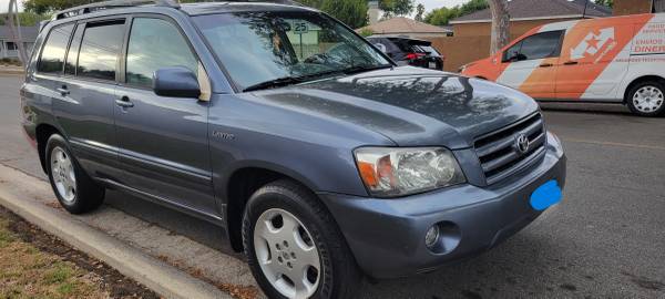 2005 Toyota Highlander Tres Líneas de Asientos for $0 Build