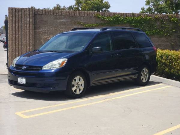 2005 Toyota Sienna XLE AWD for $0 Build Credit, Poor