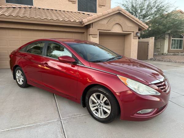 2013 Hyundai Sonata - NEW Engine - Great Shape! for