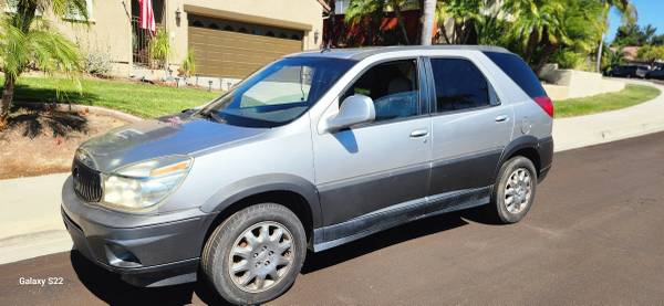 2005 Buick Rendezvous V6 All-Power, 3rd Row, Sunroof, Leather for