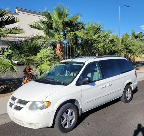 2007 Dodge Grand Caravan SXT for $0 Build Credit, Poor