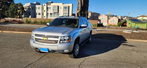 2013 Chevy Avalanche Z71 for $0 Build Credit, Poor Credit,