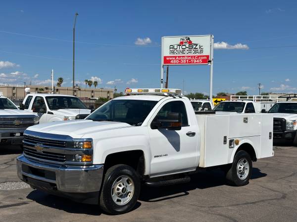 2016 Chevy Silverado 2500HD Knapheide Work Truck with 1300 lbs