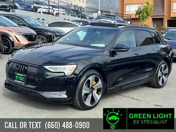 2022 Audi e-tron EV Specialist Trim for $0 Build Credit,